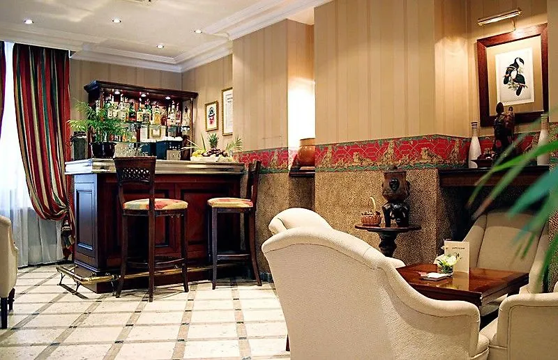 Villa Montparnasse Paris 4*,