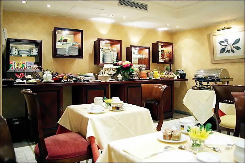 **** Hotel Hôtel Villa Montparnasse Paris France